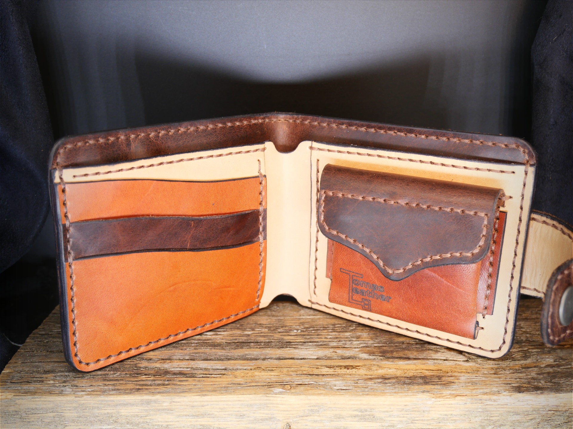 Odinė piniginė "Terra Armor"