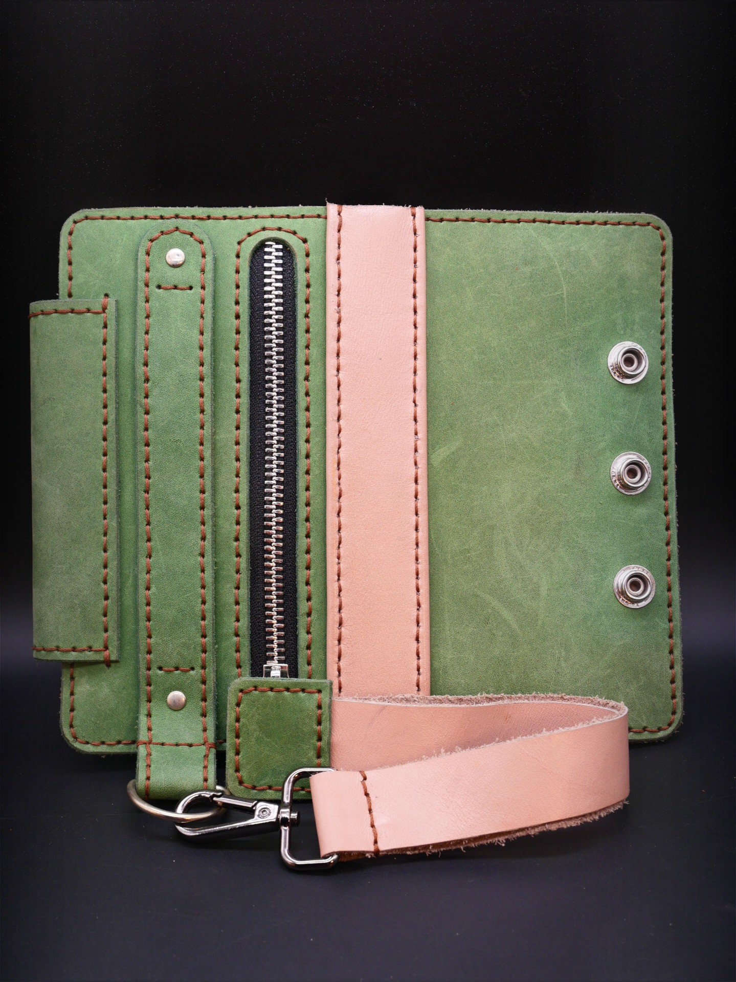 Odinė delninukė "Varliukas"