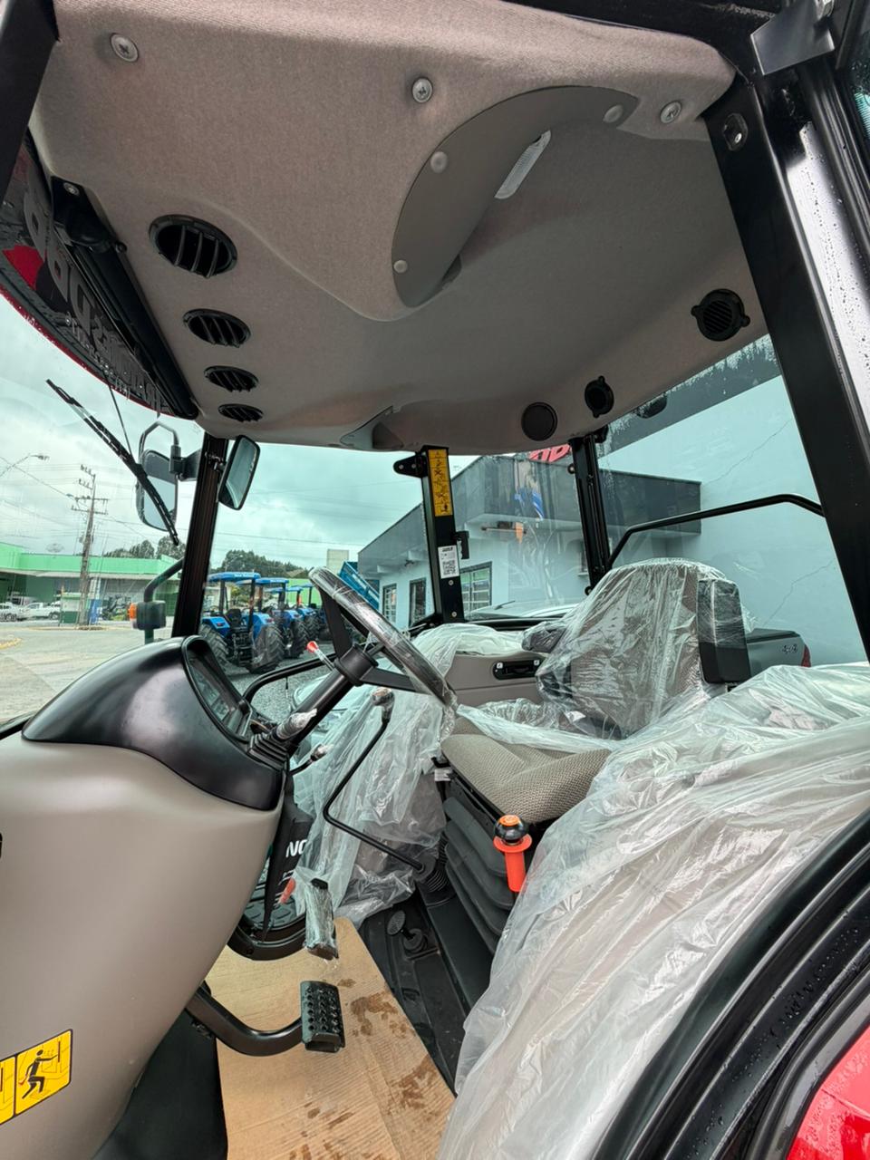 TRATOR CASE FARMALL 80