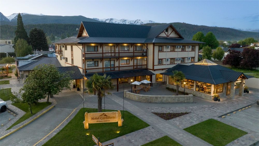 MINI WEEK Hotel Cordillera