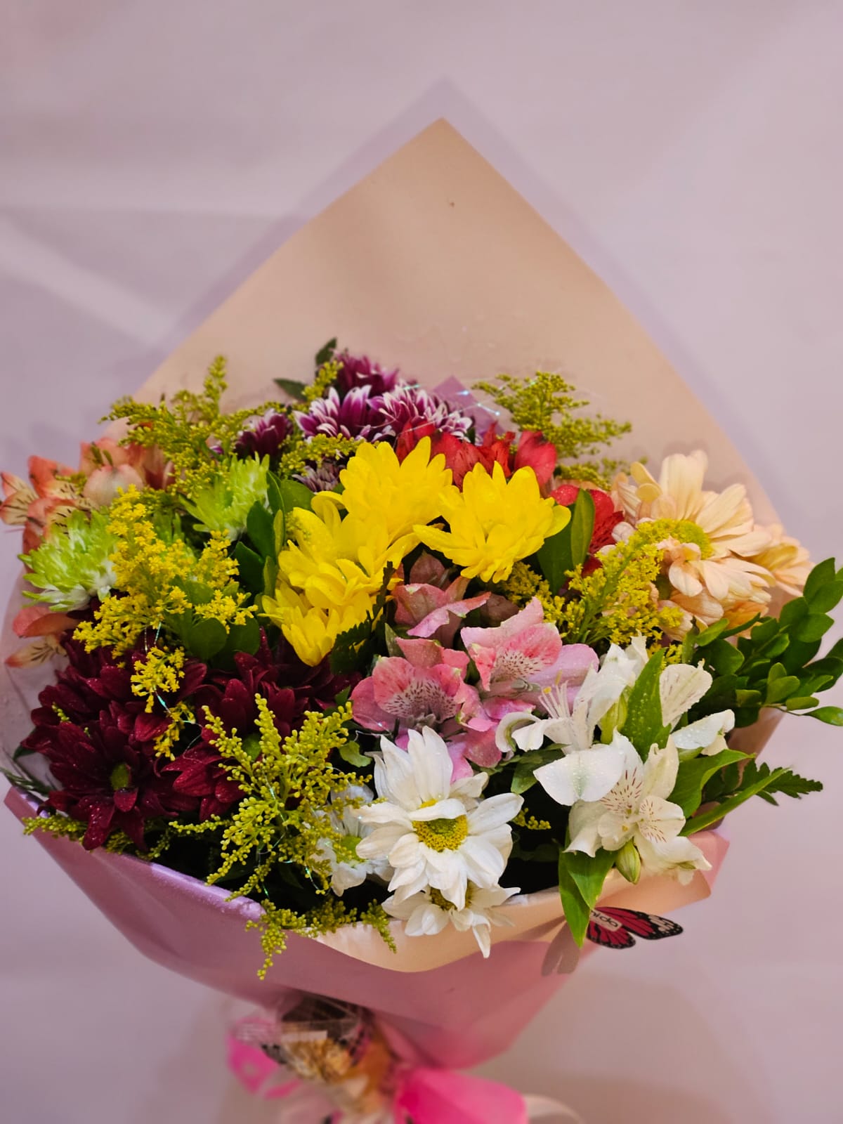 Buque de Flores Coloridas