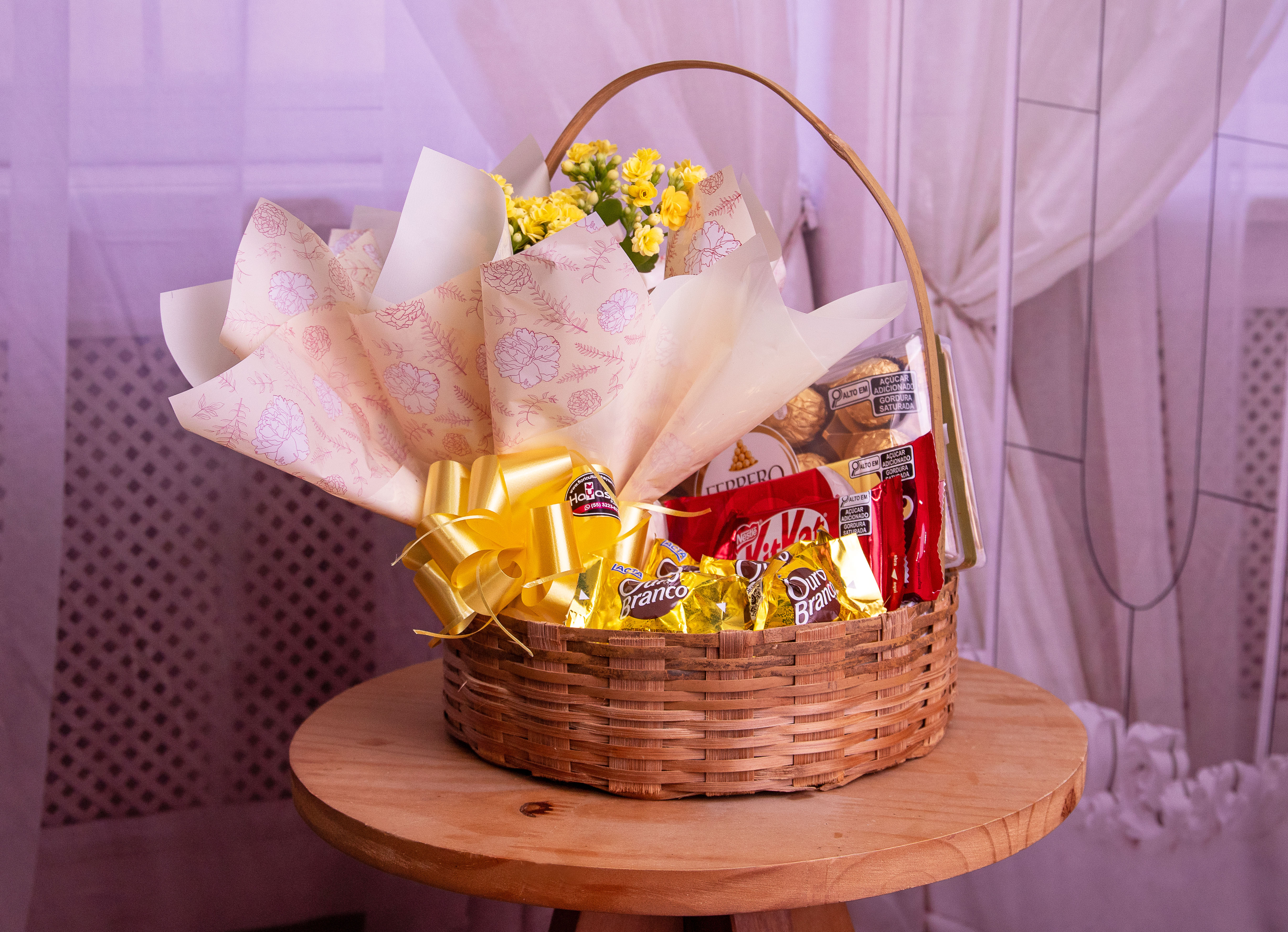 Cesta de Calandiva e Chocolates