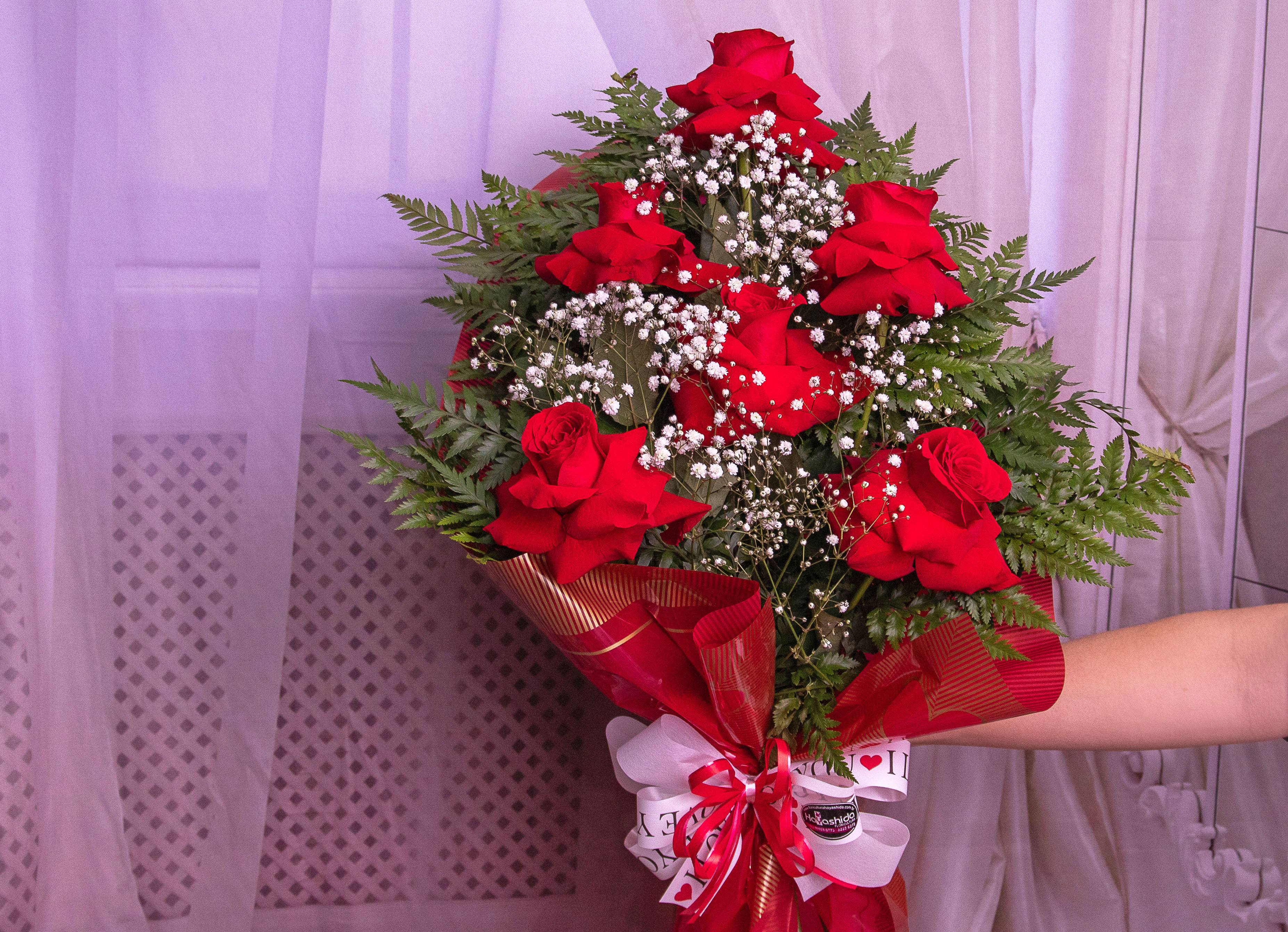Buquê de 6 Rosas Vermelhas Importadas