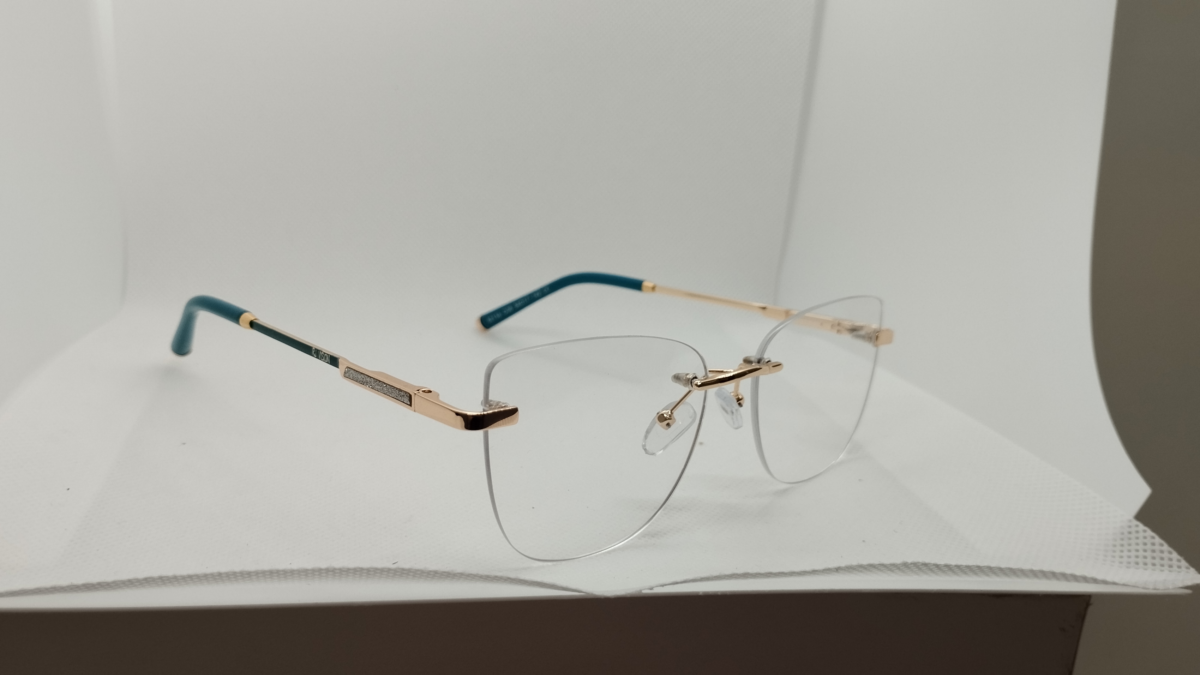 Óculos de Grau Sem Aro