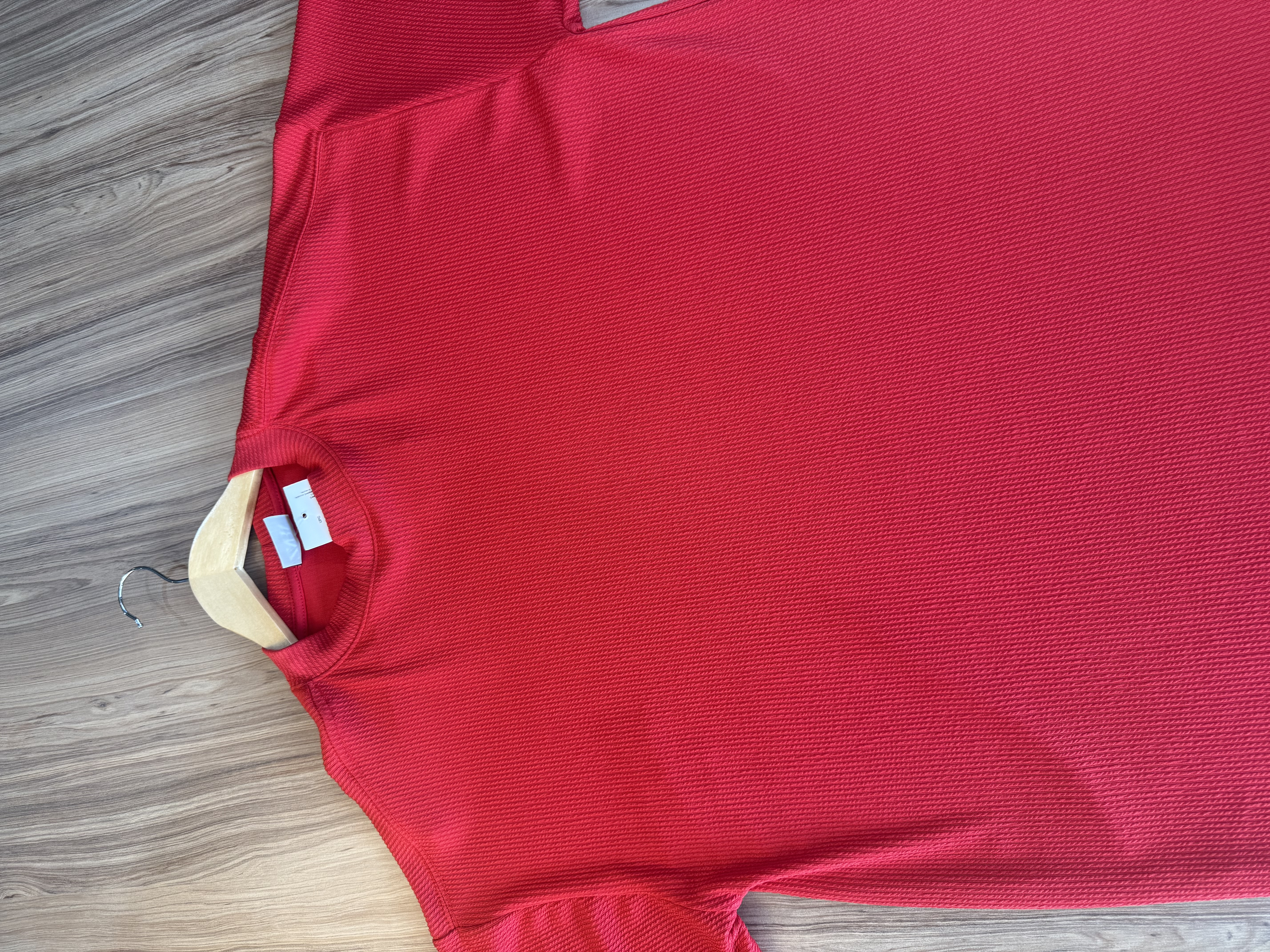 Zara – Camiseta Oversized Essentials