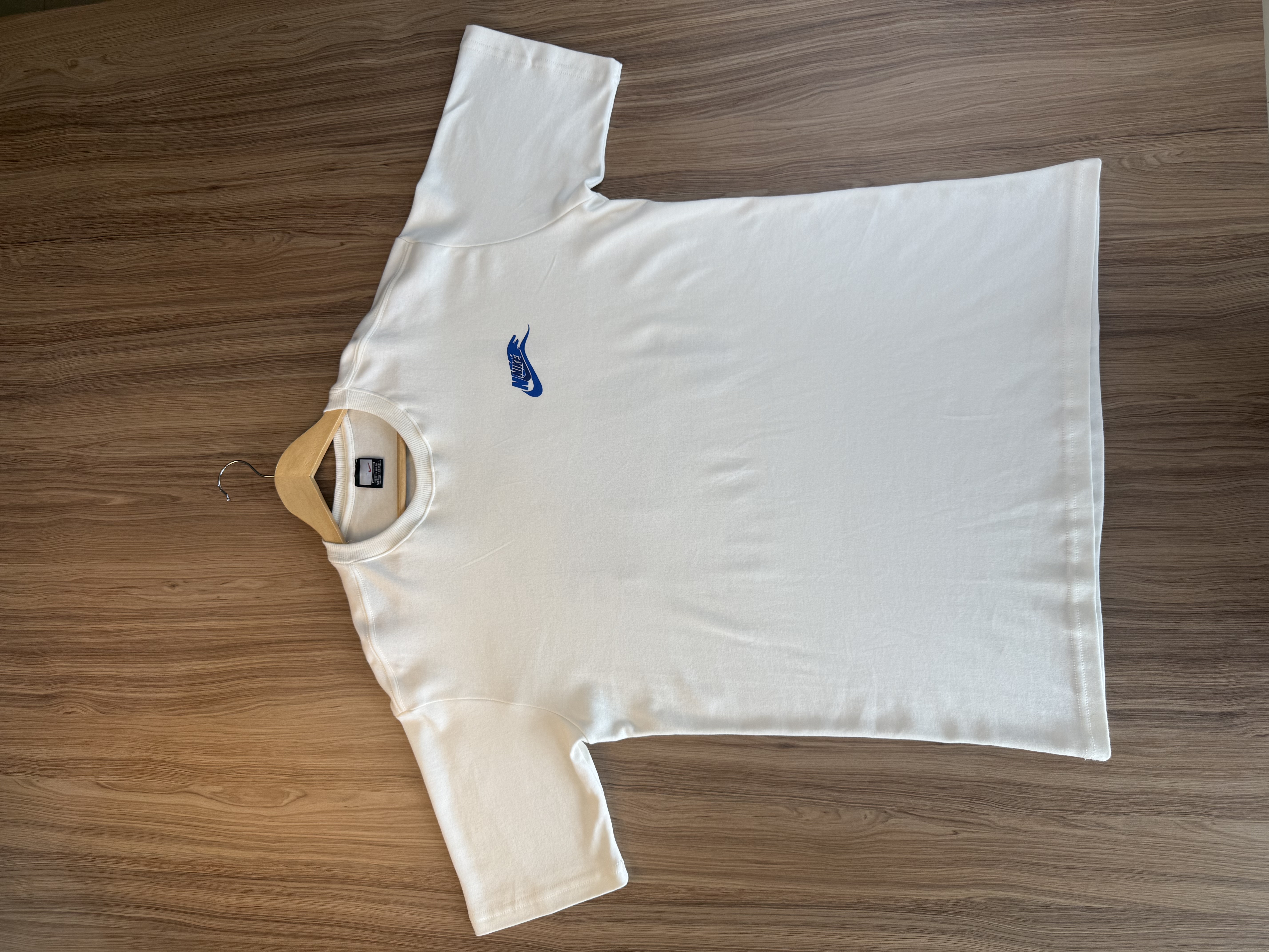 Nike – Camiseta Oversized Sportswear Graphic