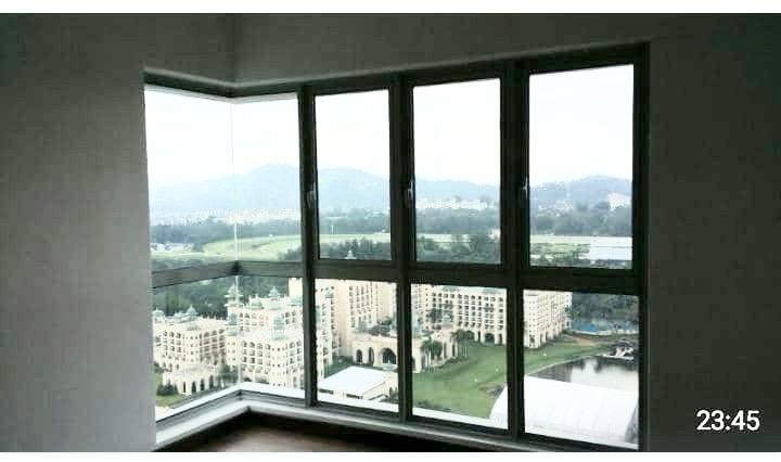 Park One South Apartment @ Seri Kembangan