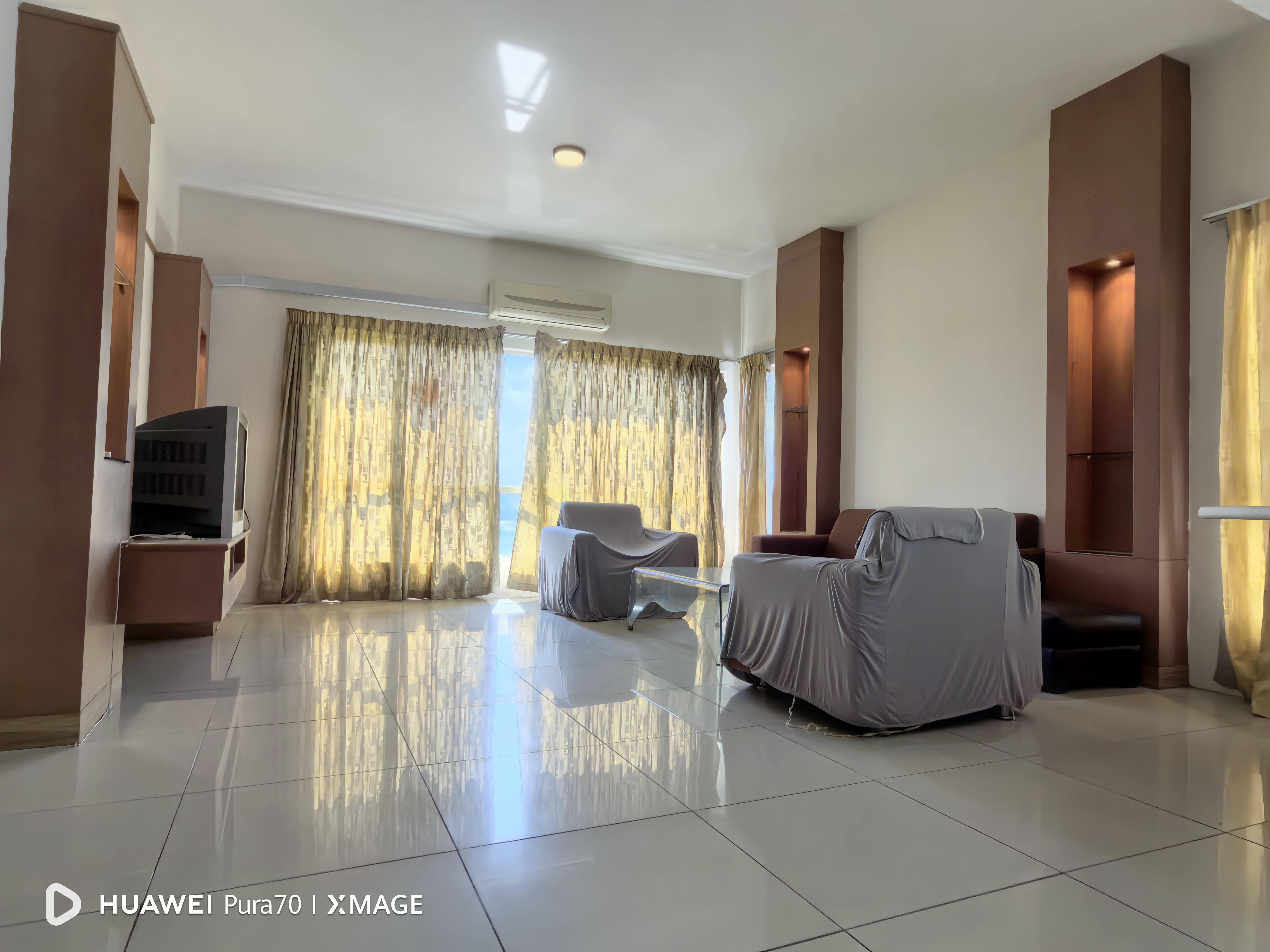  East Lake Residence, Seri Kembangan Corner Unit