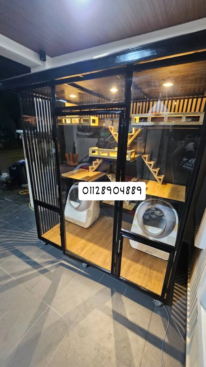 Rumah Kucing Eksklusif