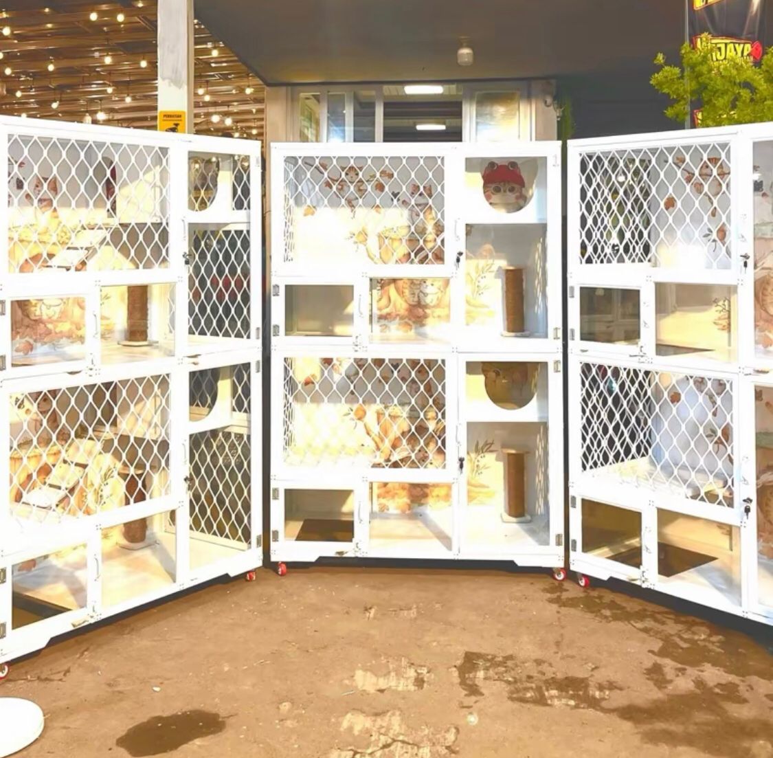 Sangkar kucing Rak Display Besi Lipat