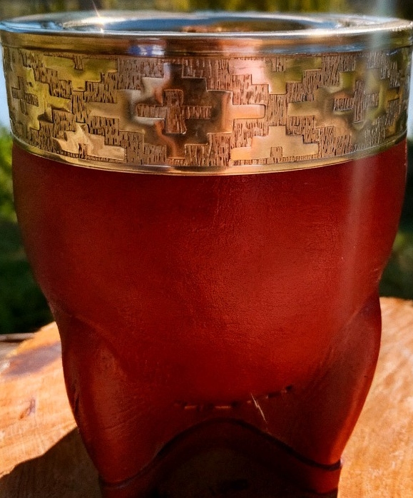 IMPERIAL CALBAZA EN CUERO LISO CON VIROLA DE ALPACA