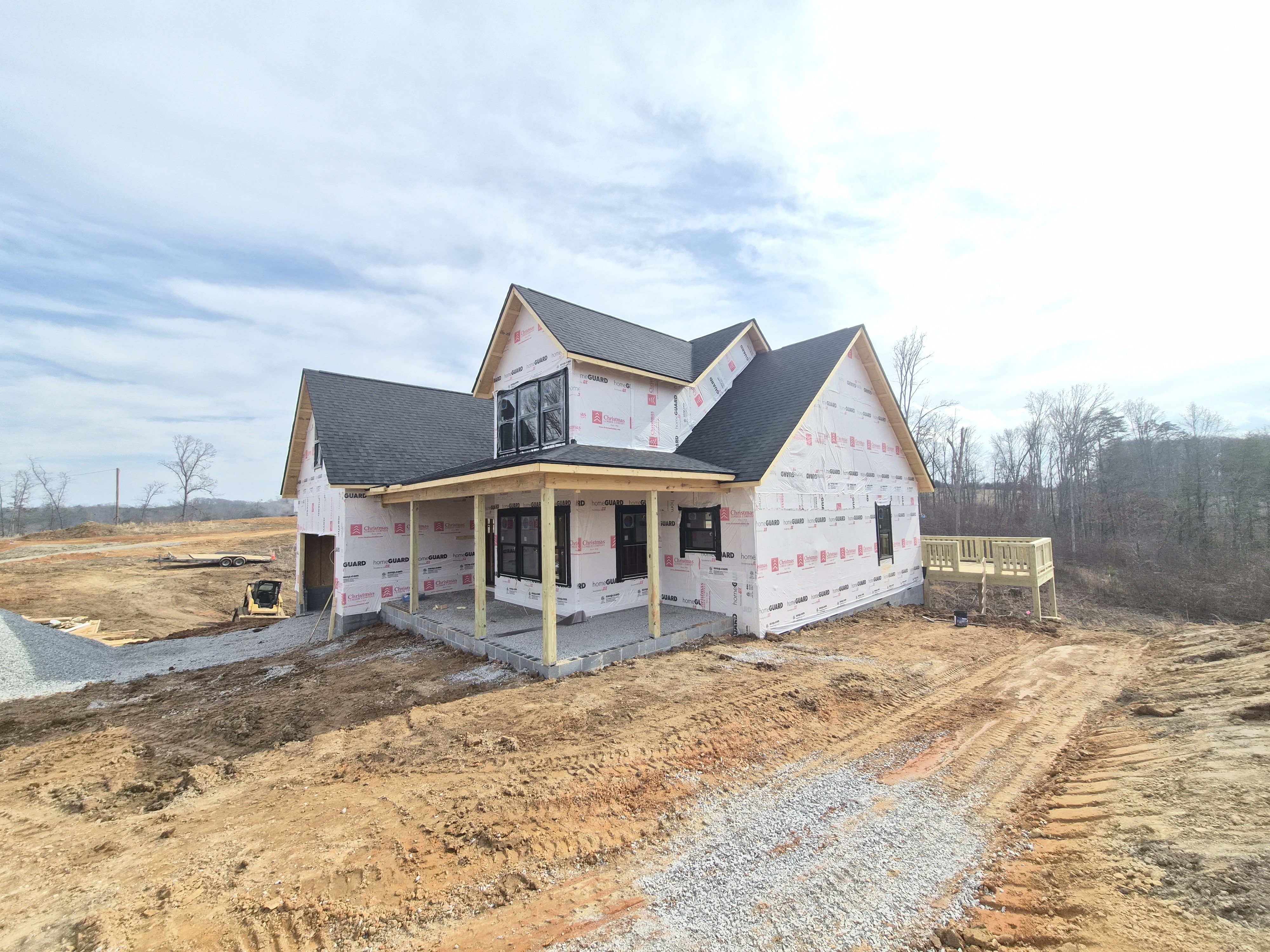 FOR SALE: 237 Laura Boling Loop rd, Strawberry Plains, TN [3bd,2.5ba, 2,260 sqft, 1.4 acres]