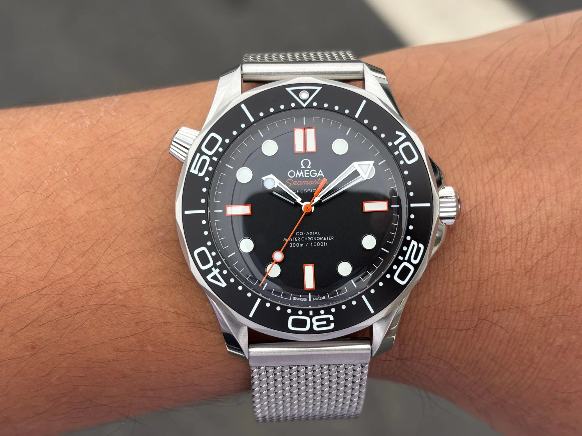 OMEGA Seamaster 300M Diver SS VSF 1:1 Best Edition Black/Orange Dial on SS Mesh Bracelet VS8806 Super Clone
