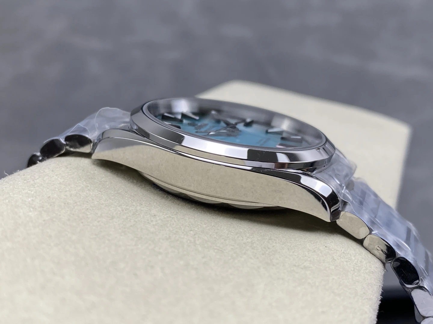 OMEGA Aqua Terra 150M 38mm VSF 1:1 Best Edition Turquoise Dial on SS Bracelet VS8800 Super Clone