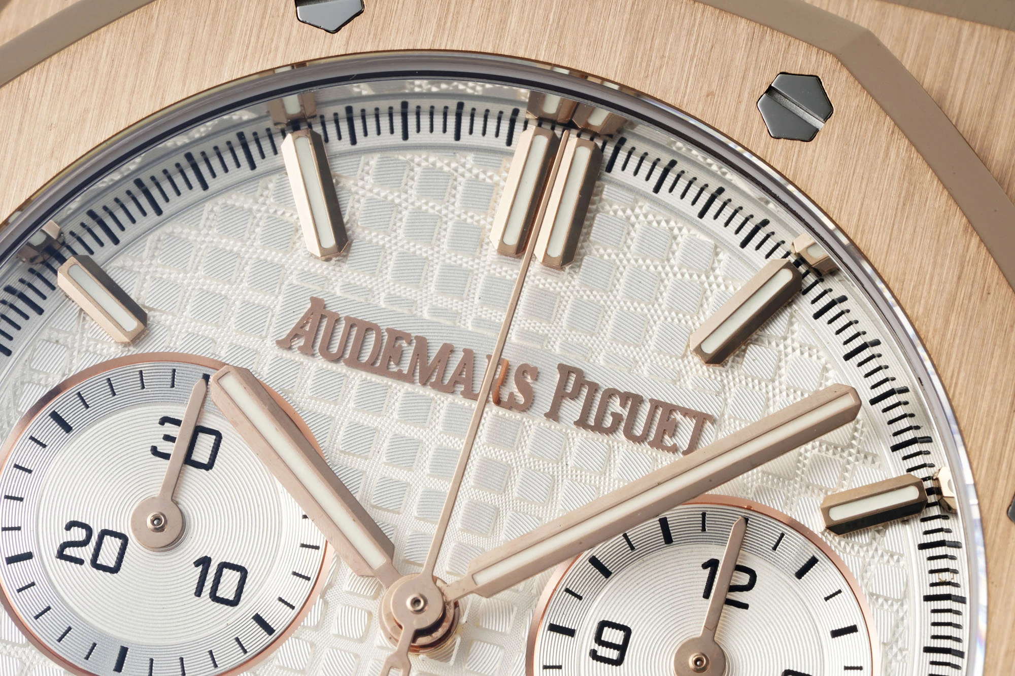 AP Royal Oak Chrono 26240 RG DDF 1:1 Best Edition White Dial on Brown Leather Strap DD4401 Super Clone Weight (SW Dial)