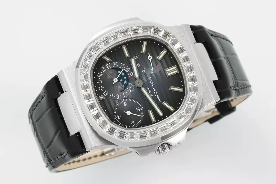 Patek Philippe Nautilus 5712 SS PPF 1:1 Best Edition Blue Dial Diamonds Bezel A240 Super Clone V3
