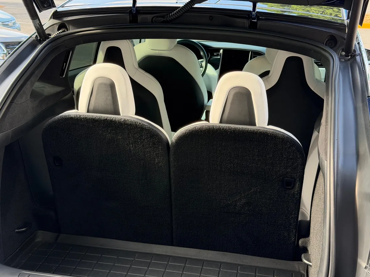 Tesla Model X Long Range Plus 