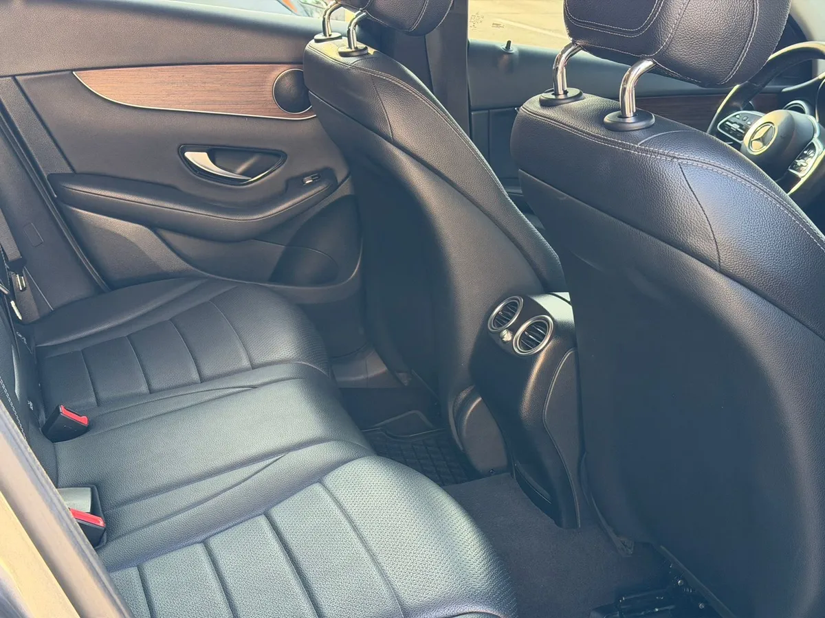 Mercedes-Benz Clase GLC 2.0 300 Sport At