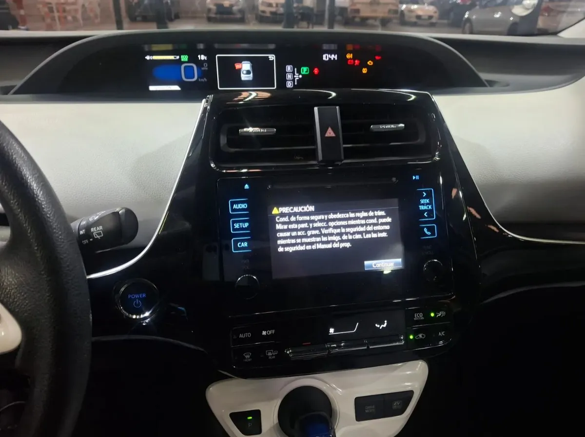 Toyota Prius 1.8 Base Cvt 