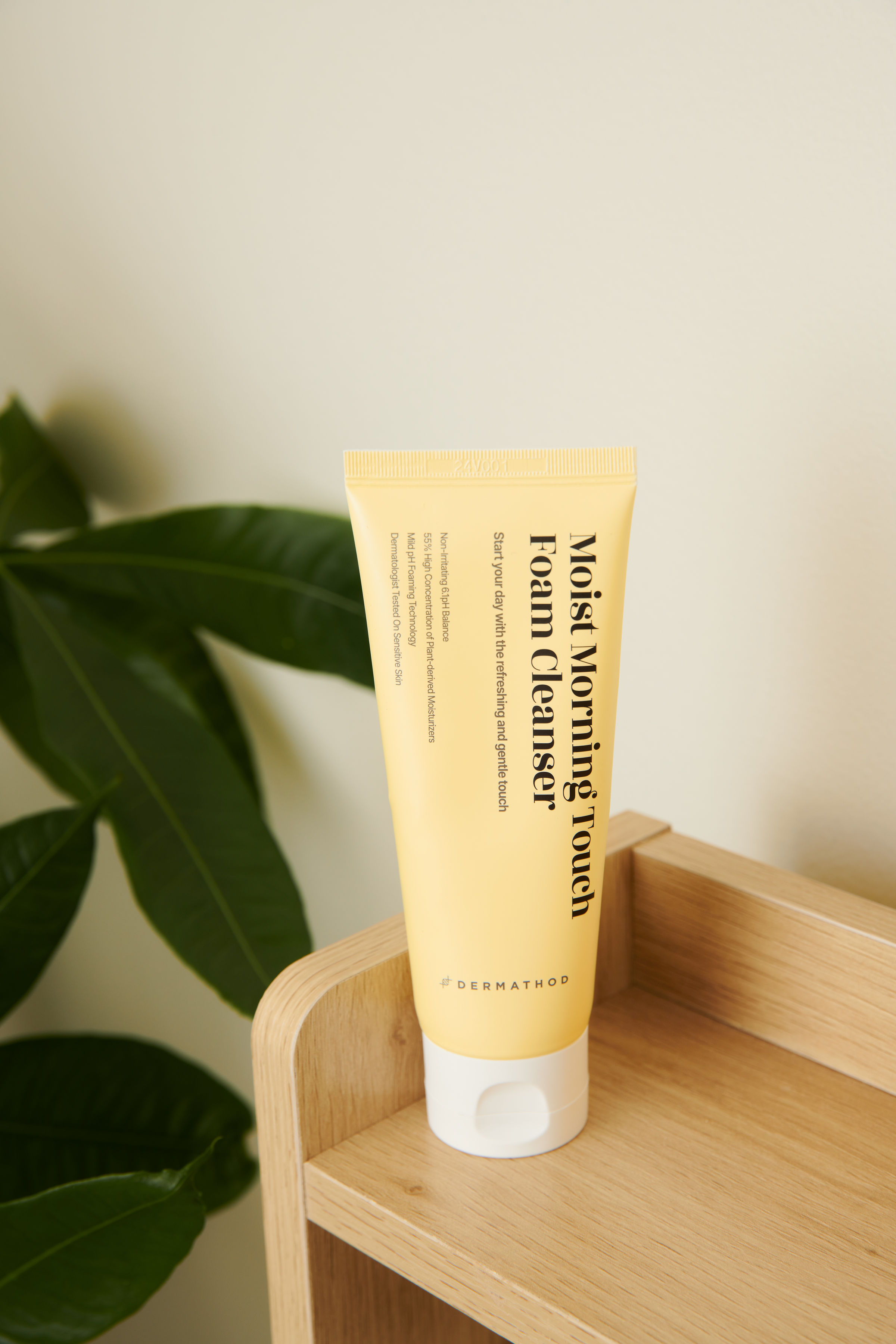 Moist Morning Touch Foam Cleanser