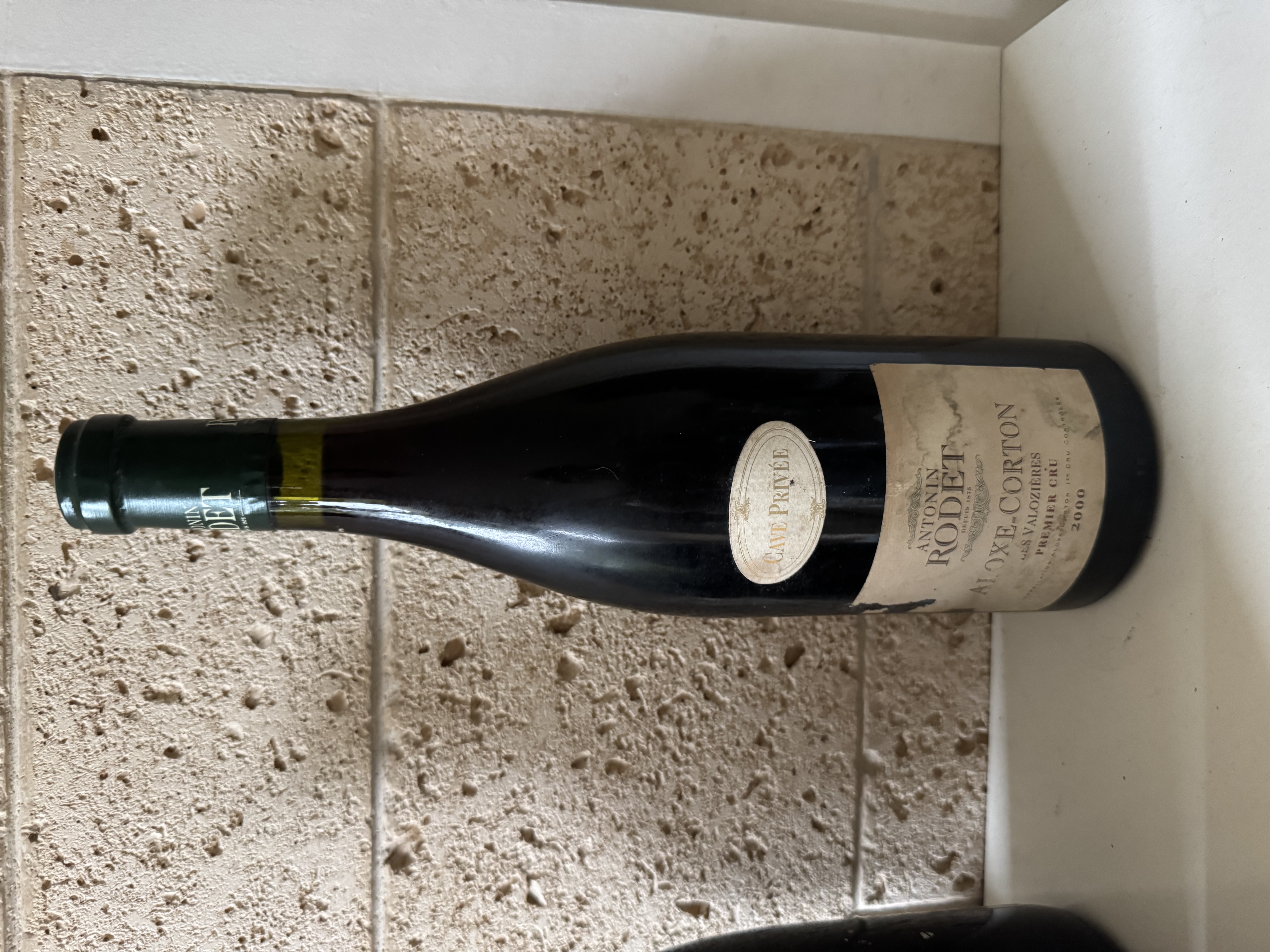 Rouet Coteaux d'Aix-en-Provence Red Wine