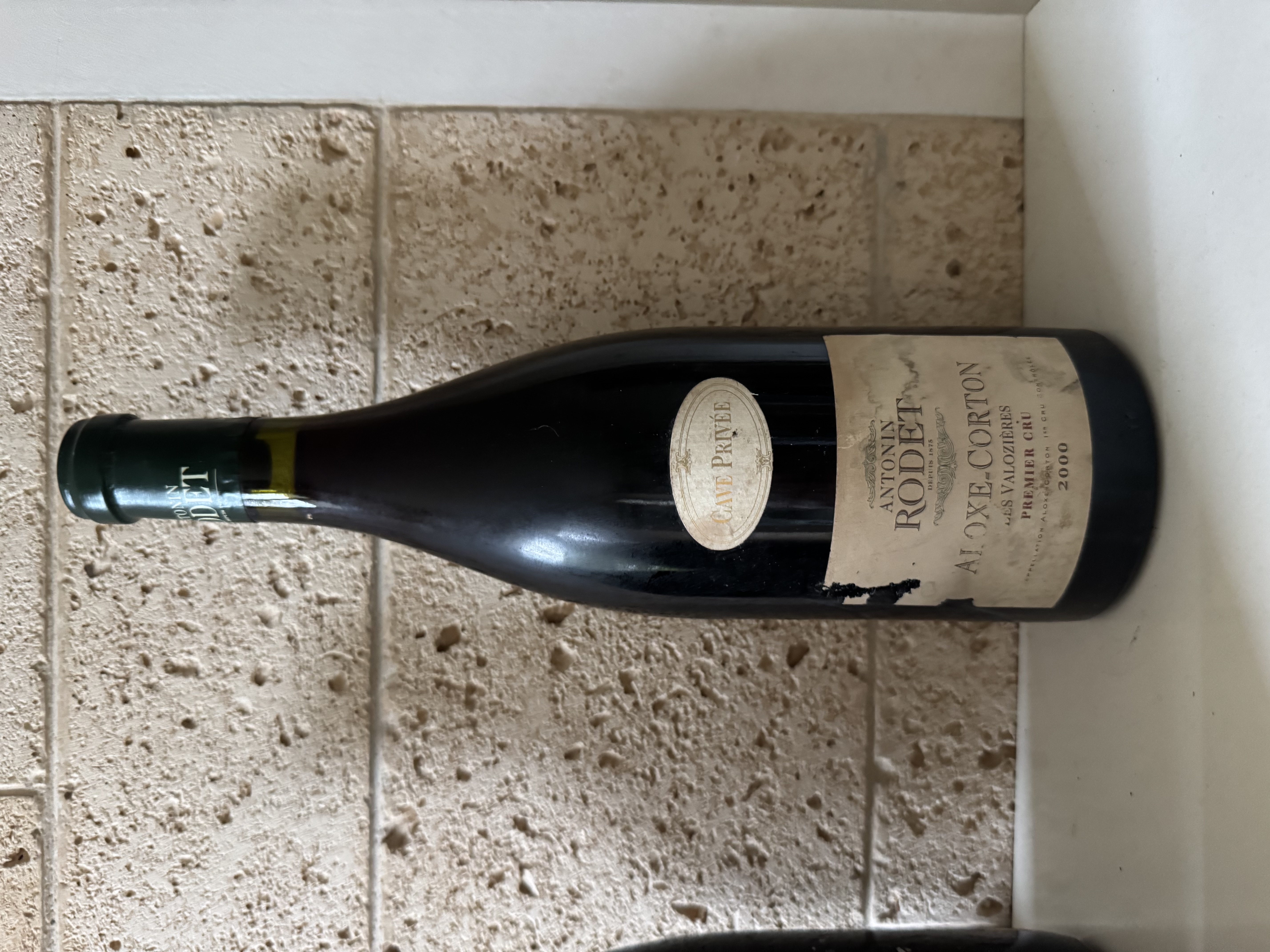 Rouet Coteaux d'Aix-en-Provence Red Wine