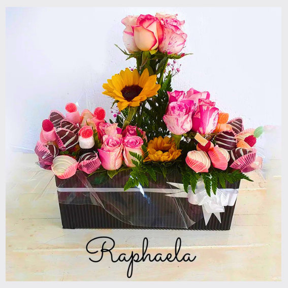 Arreglo floral y de chocolate