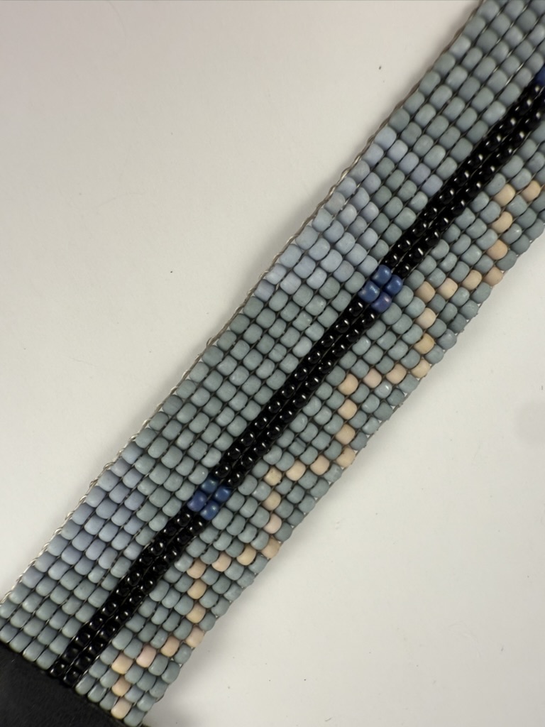 6.5" Geometric Beaded Bracelet