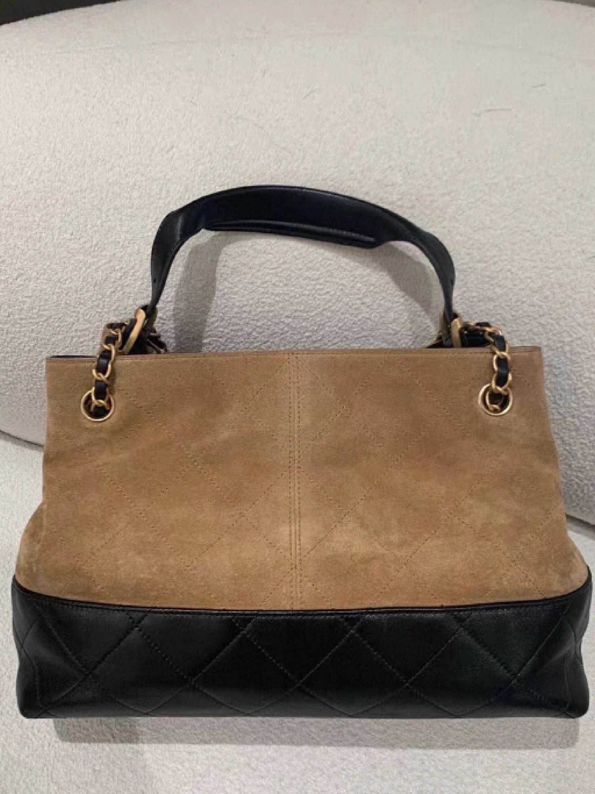 Chanel HOBO Tote Bag