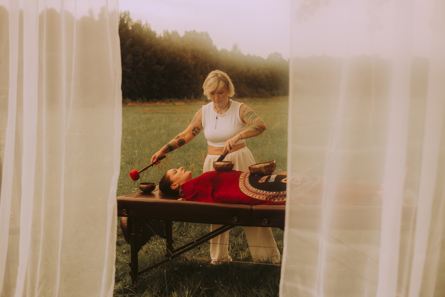 Masaż misami tybetańskimi