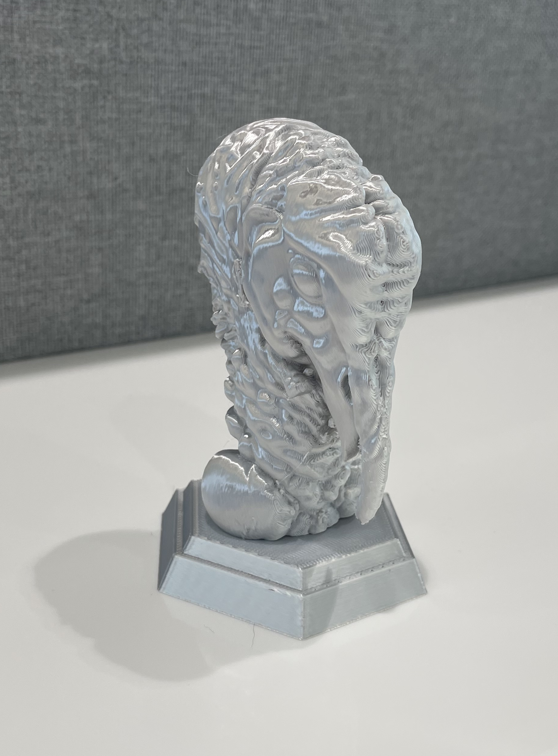 Eastern Wild Turkey Gobbler Head Statue