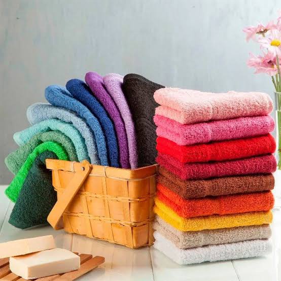 TOALLA DE MANO  WOSSEN