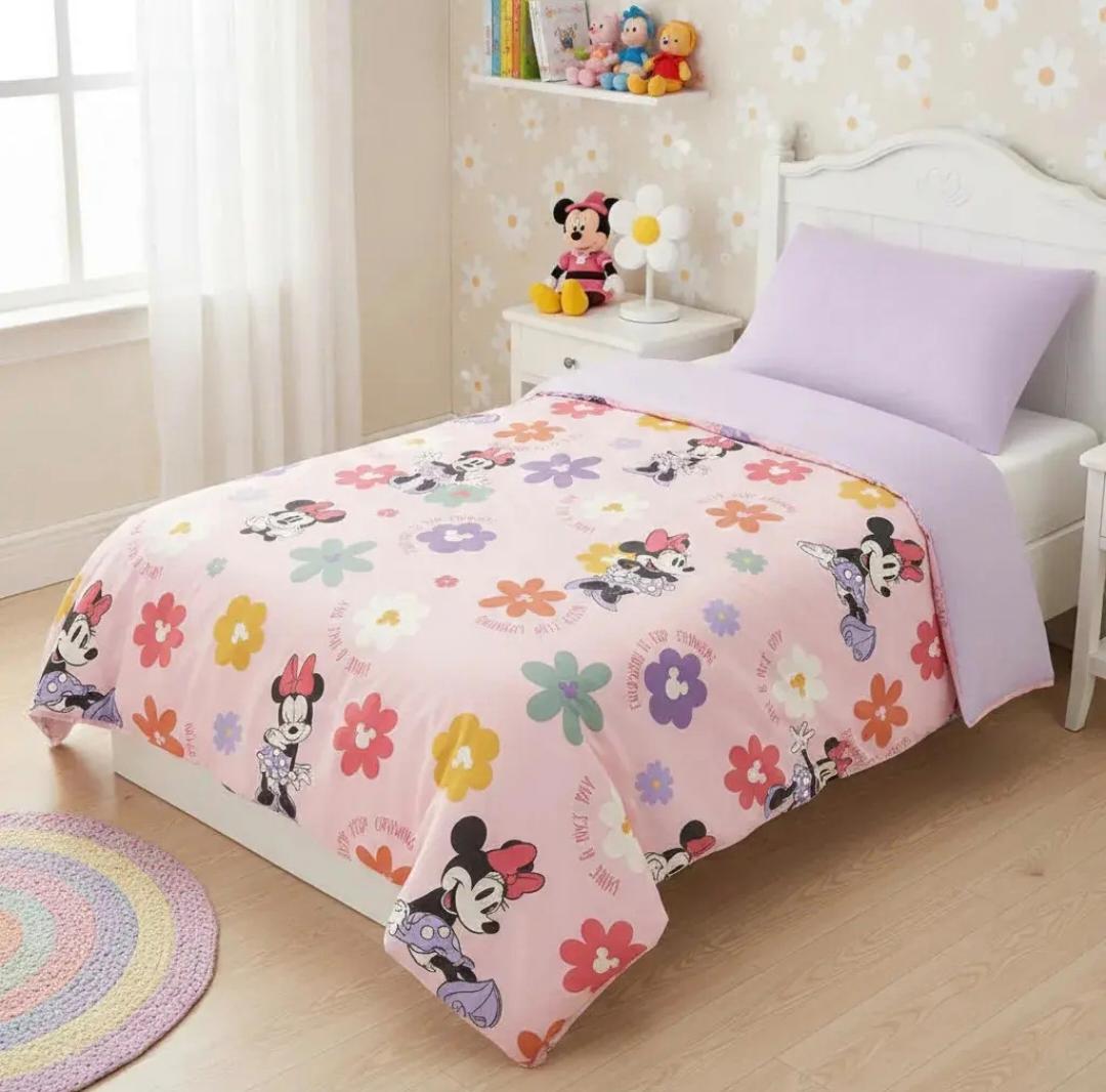 Cubrecama Ultra Soft PIÑATA 1 1/2 Plaza Minnie