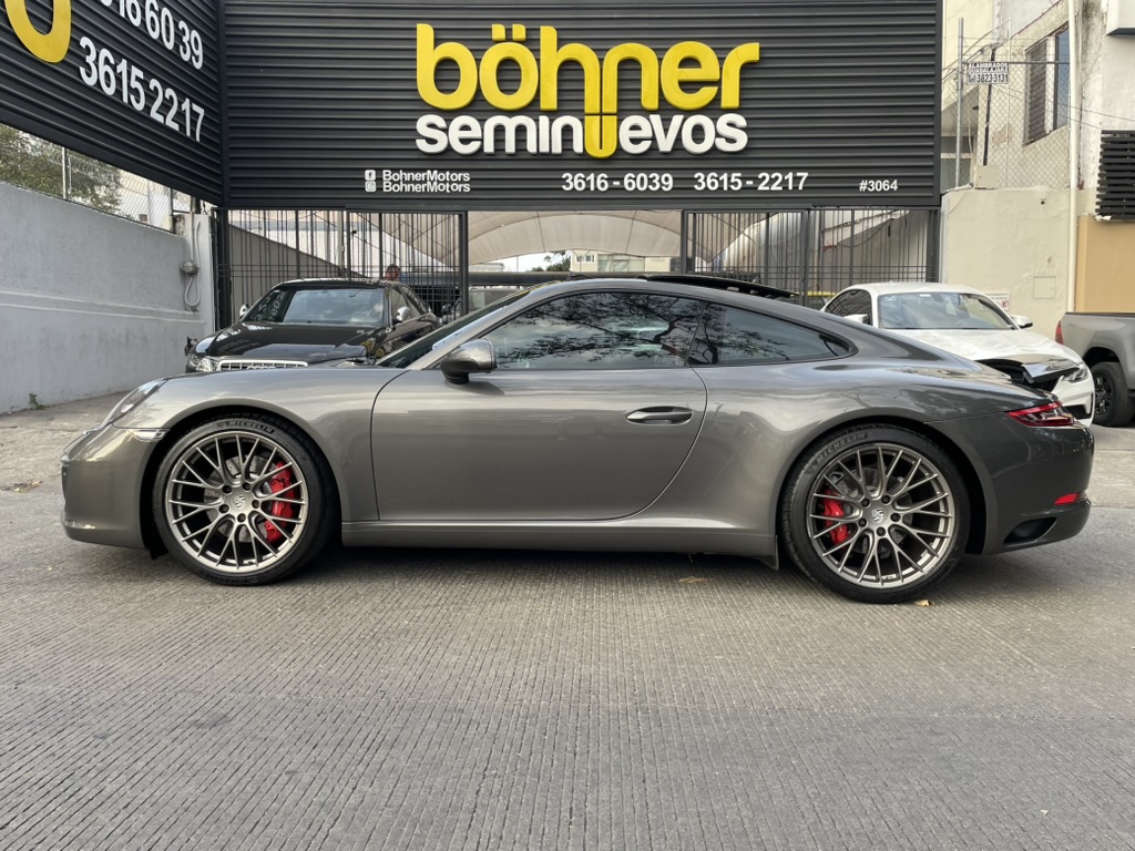 PORSCHE 911 CARRERA S 2017