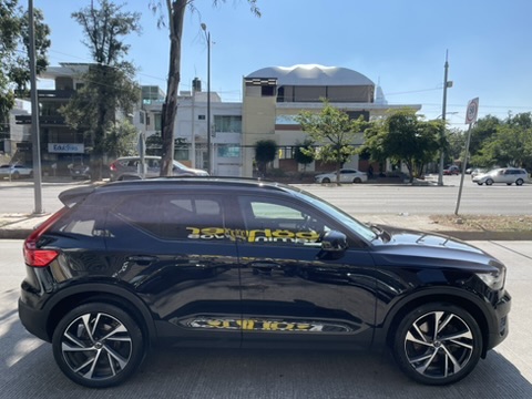 VOLVO XC40 RECHARGE 2021