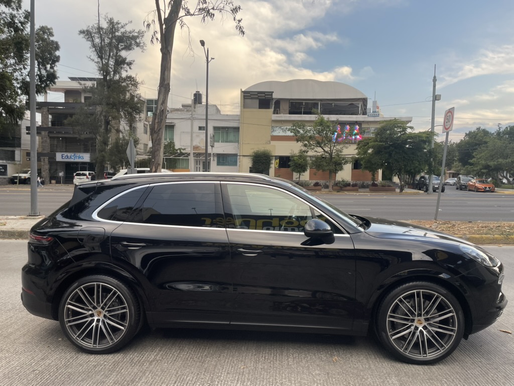 PORSCHE CAYENNE S 2022