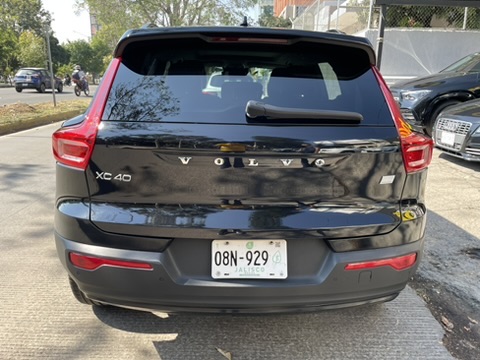 VOLVO XC40 RECHARGE 2021