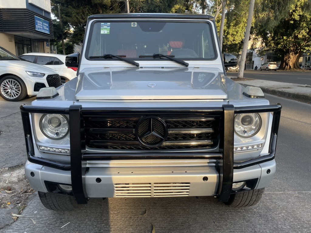 MERCEDES BENZ G500 2015