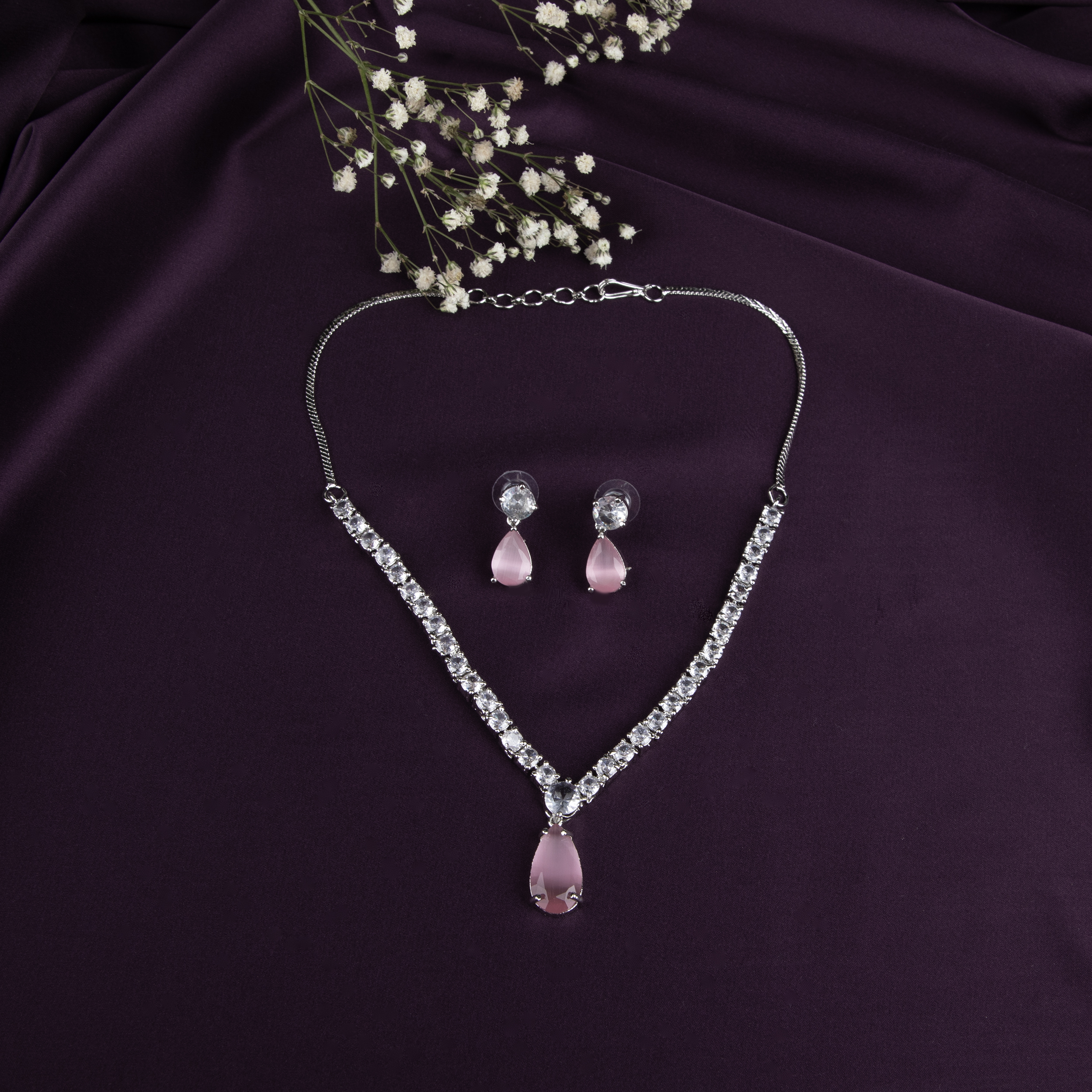 Elegant Crystal Necklace Set
