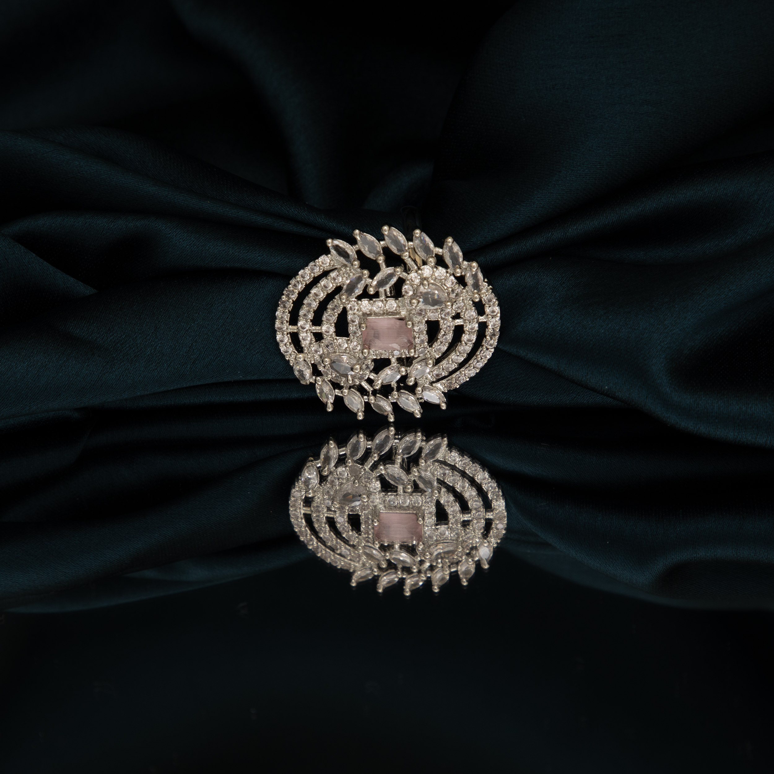 Elegant Crystal RING