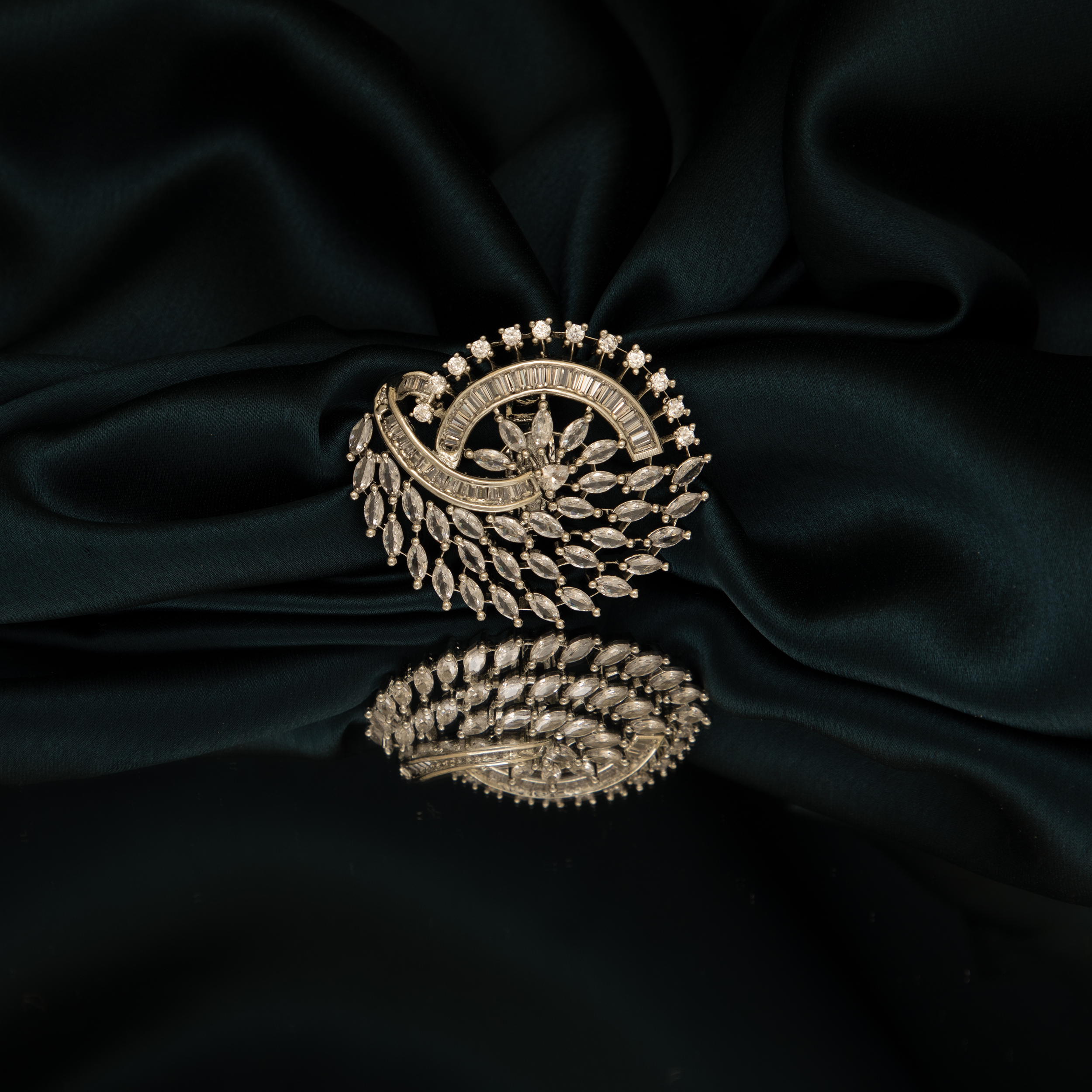 Elegant Diamond Cocktail Ring