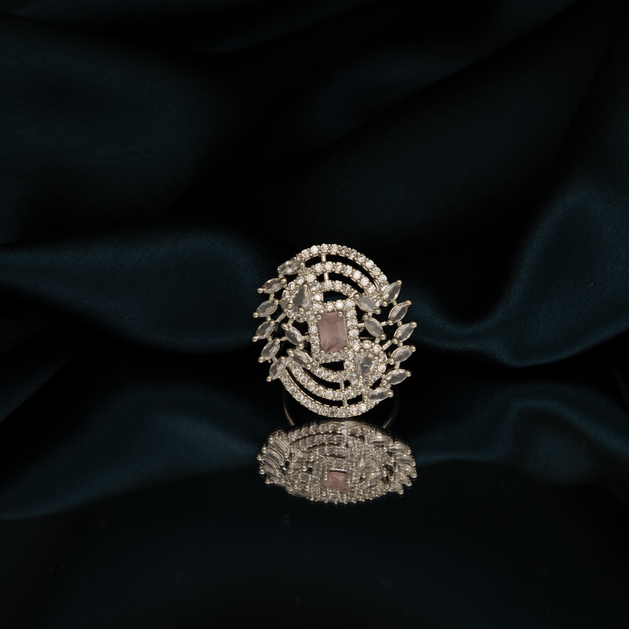 Elegant Crystal RING