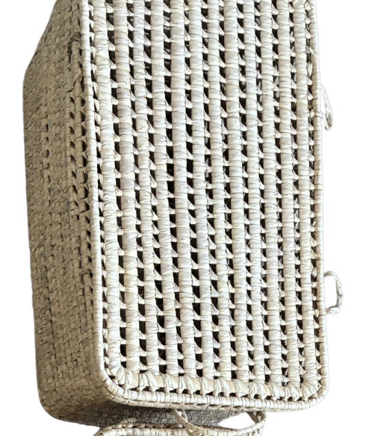 Skrzynia wiklinowa  bardzo duża z pokrywą