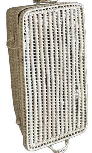 Skrzynia wiklinowa  bardzo duża z pokrywą