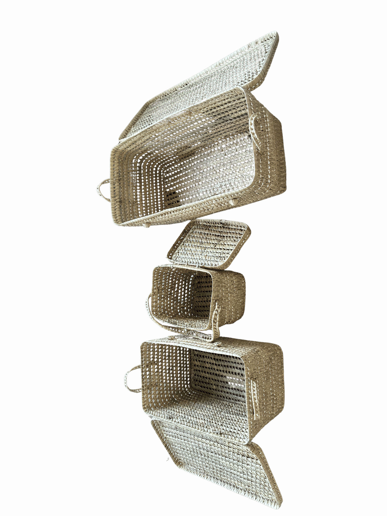 Skrzynia wiklinowa  bardzo duża z pokrywą