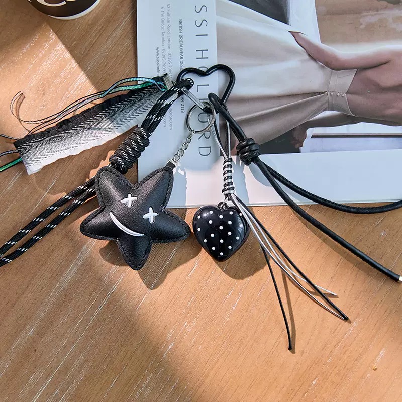 Llaveros temáticos creativos