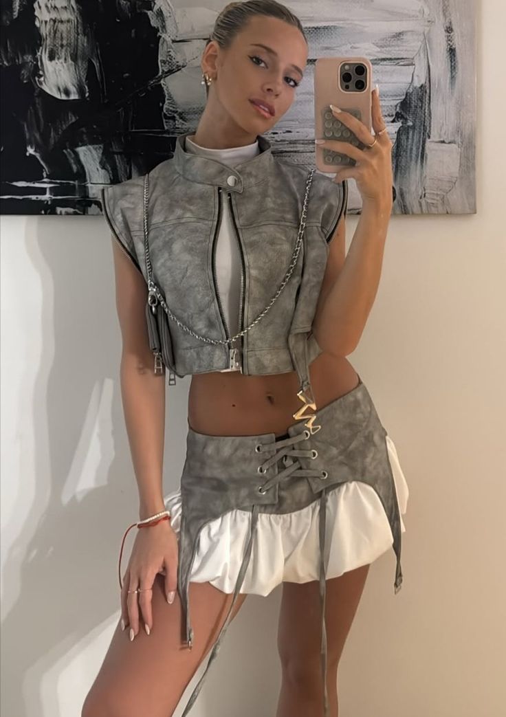 Ensemble jupe et veste grise