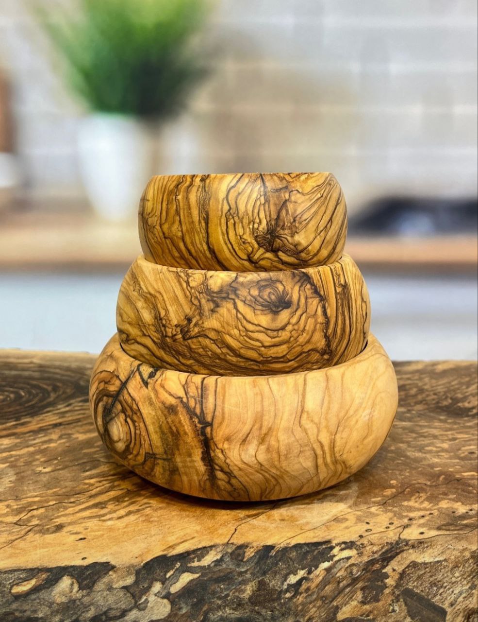 أطباق خشب زيتون