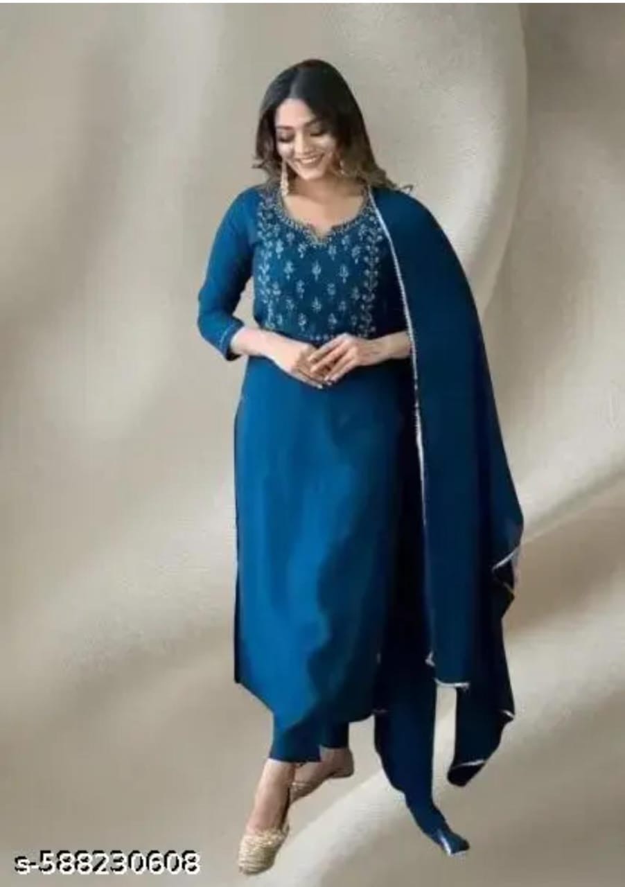 Elegant Blue Embroidered Kurti Set