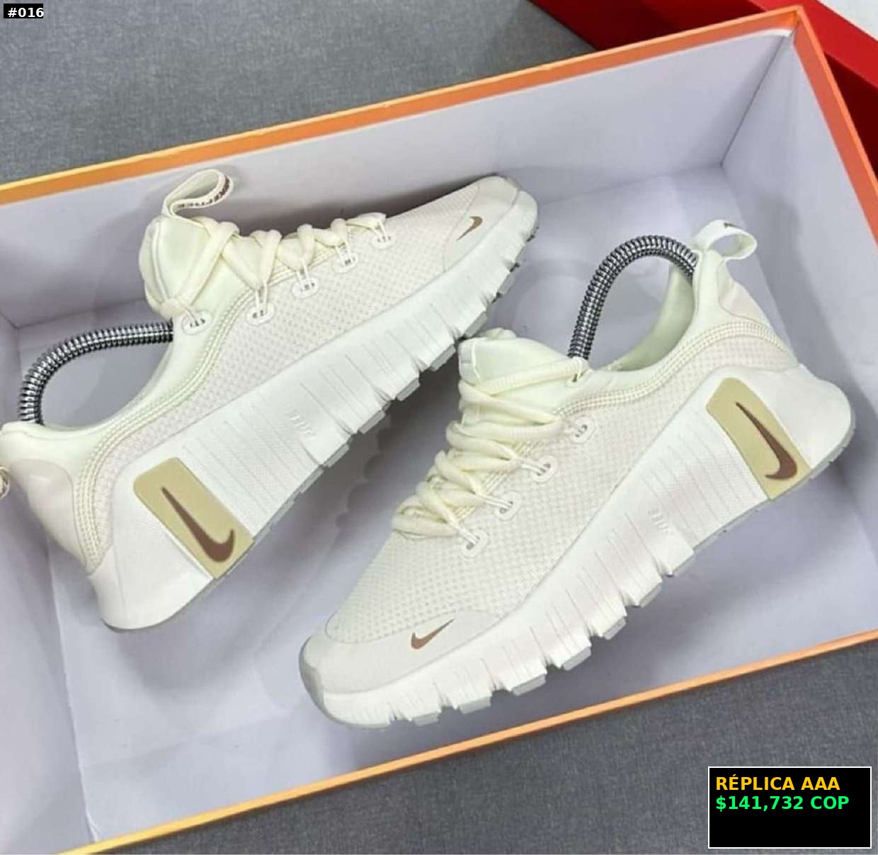 Tenis deportivos blancos Nike réplica